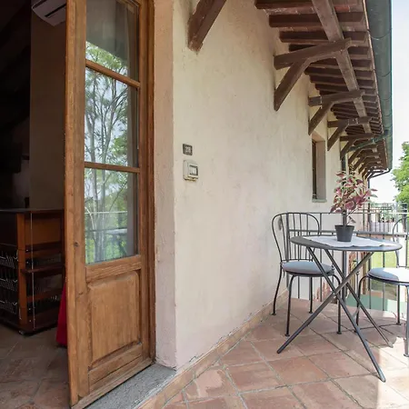 Apartament Capraia *